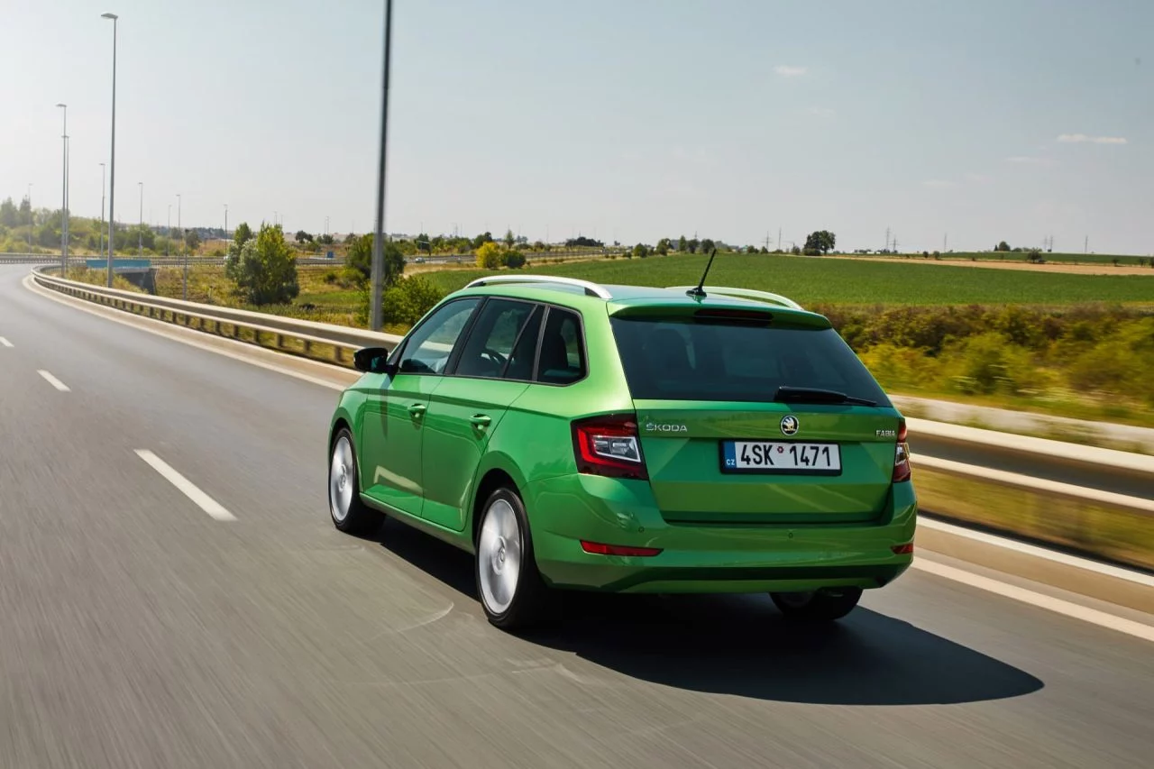 Oferta Skoda Fabia Combi Junio 2021 Exterior 10