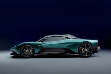 Aston Martin Valhalla 2022 5