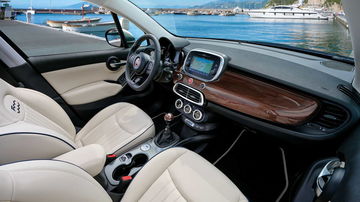 Fiat 500x Yachting 13