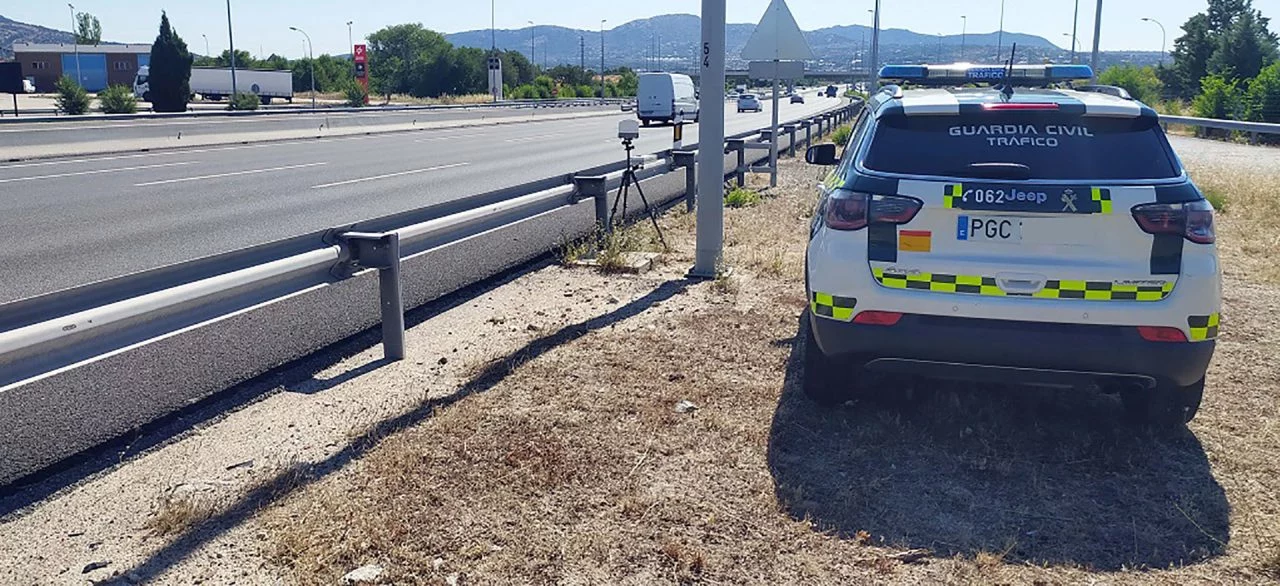 Radares Dgt Verano 2021 Radar Movil Tripode Guardia Civil