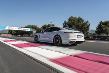 Porsche Panamera Turbo S E Hybrid Blanco Carrara 31