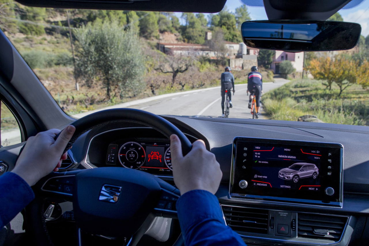 Supuesto Adelantar Ciclista Linea Continua Prohibido 04