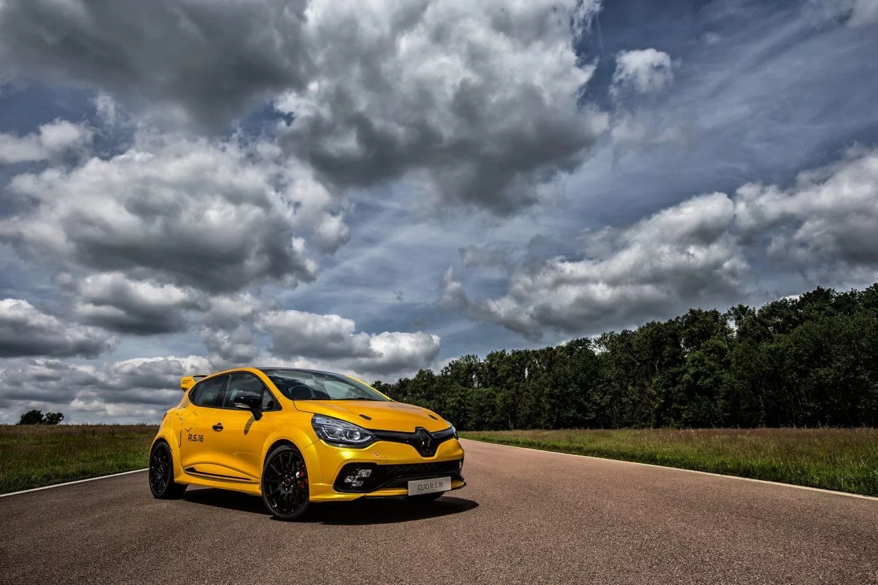 Renault Clio Rs 16 Historia 21