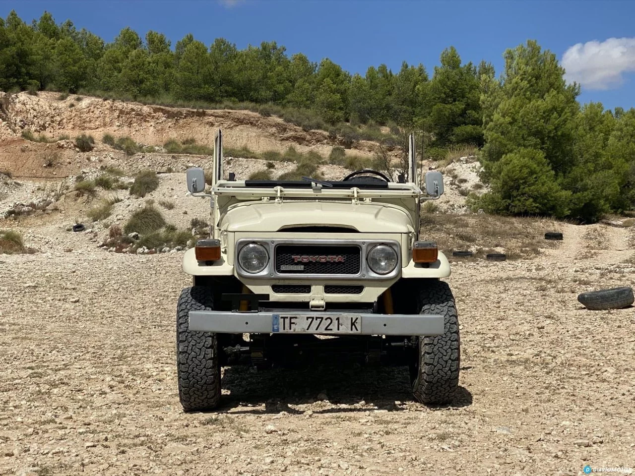 Toyota Land Cruiser Bj40 Frente 