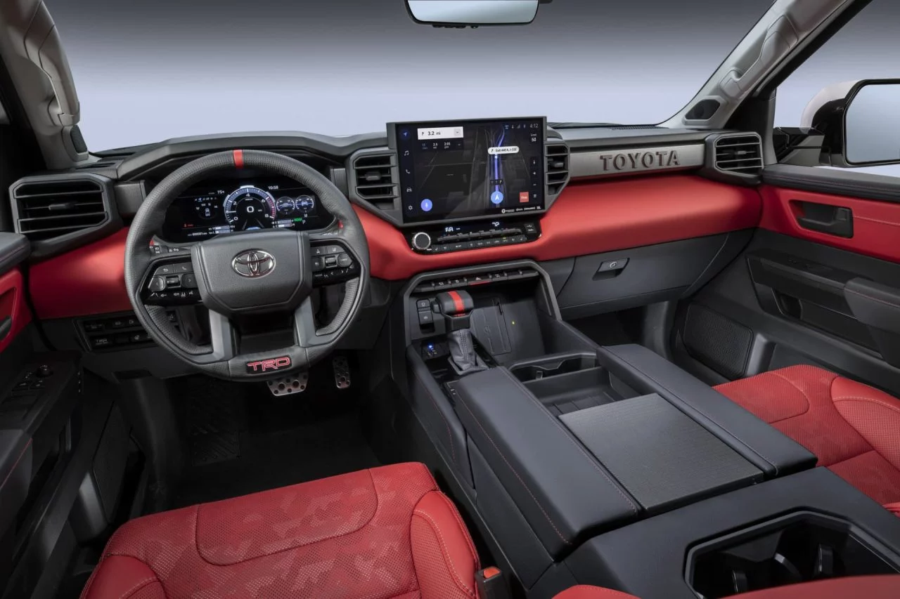 Toyota Tundra 2022 07 Interior