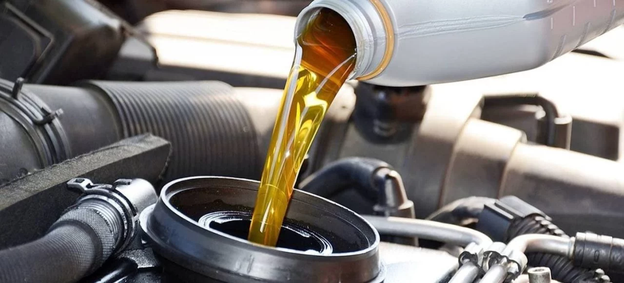 Dgt Revisar Nivel Aceite Motor Lubricante Llenado