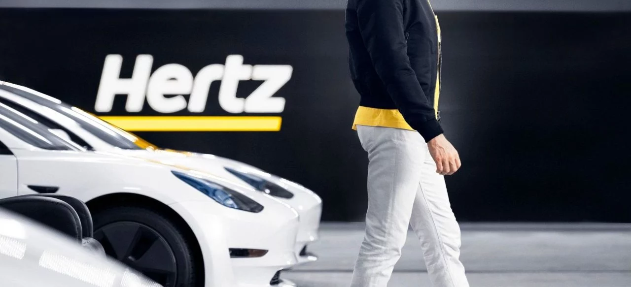 Hertz Compra Tesla Model 3 P