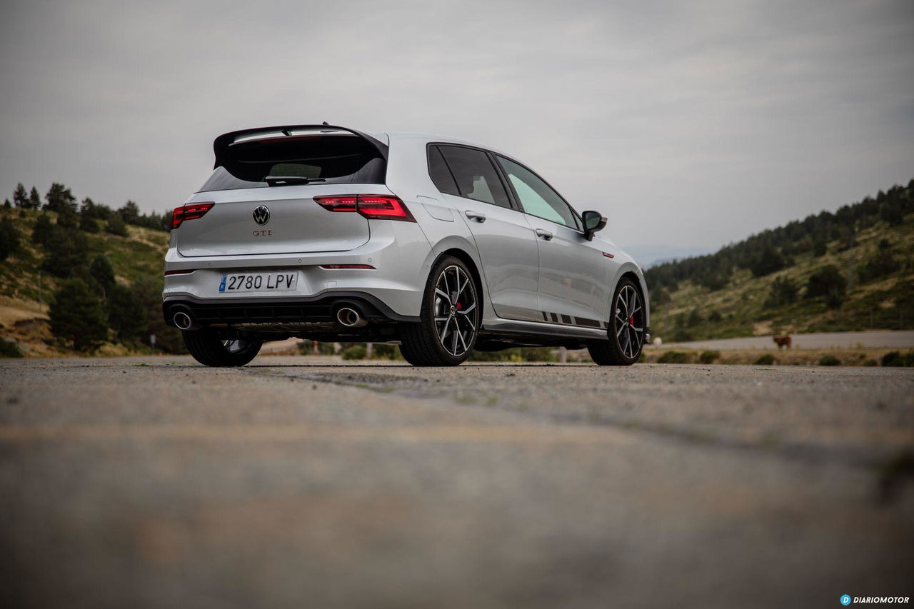 Volkswagen Golf Gti Cs Vs R 2021 12 