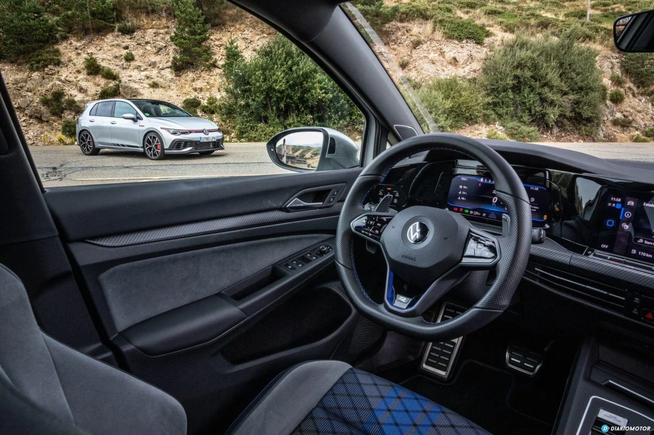 Volkswagen Golf Gti Cs Vs R 2021 54 