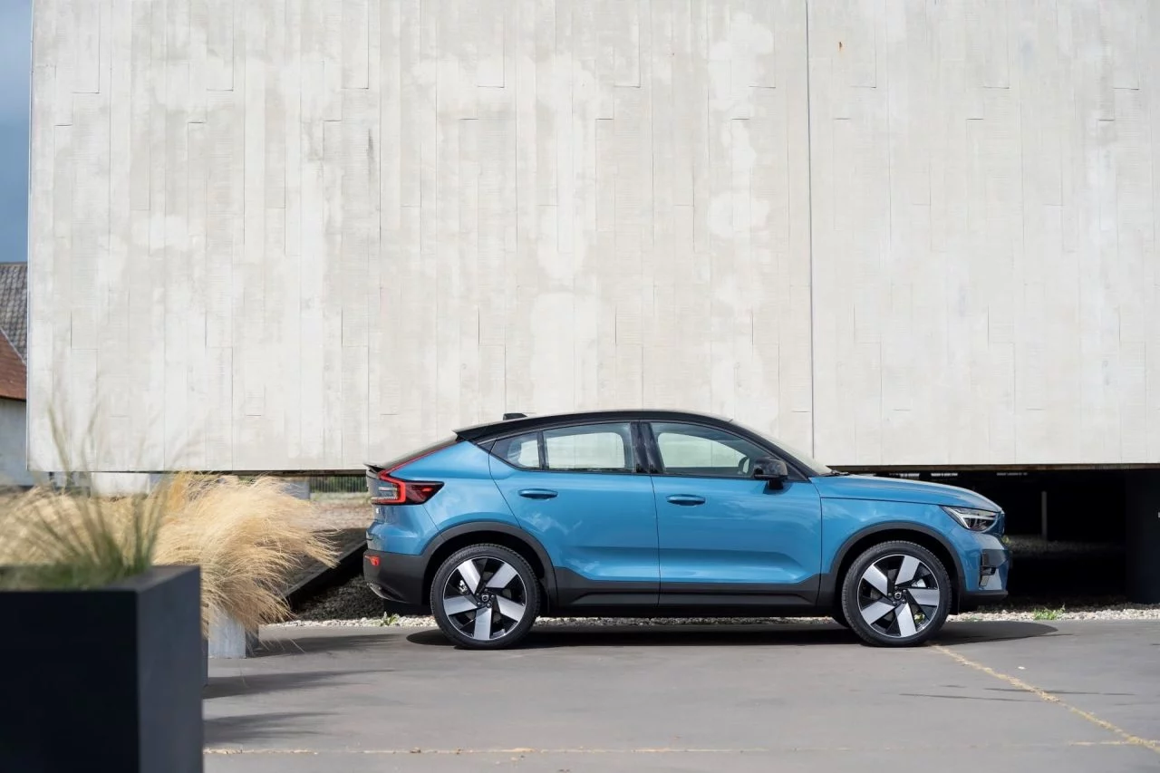 Volvo C40 Recharge, Fjord Blue