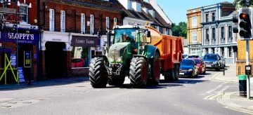 Adelantar Linea Continua Tractor Portada