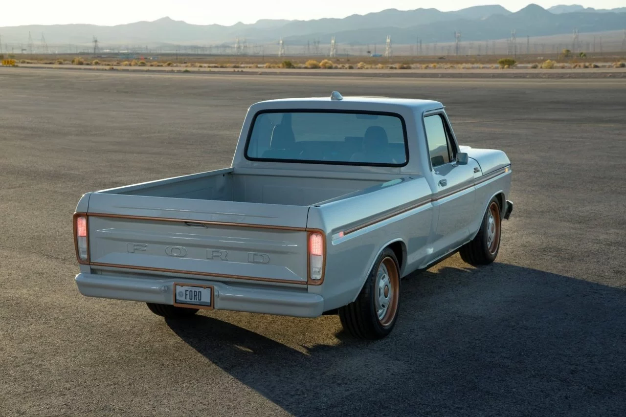 All Electric F 100 Eluminator Concept Truck