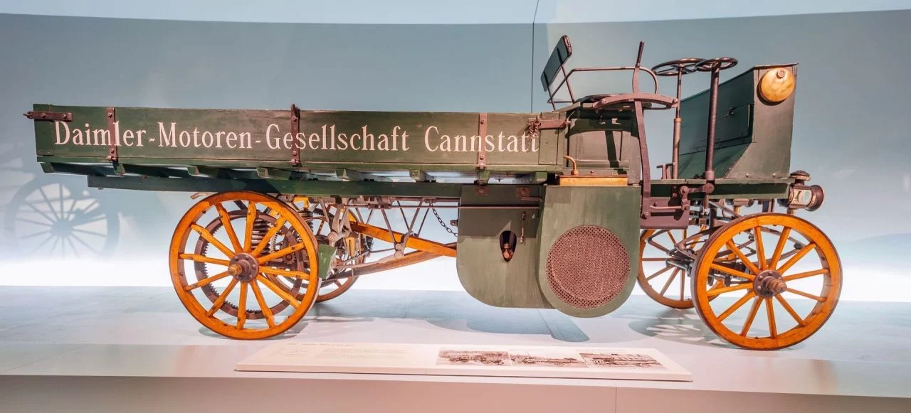 Daimler Motor Lastwagen Von 1898: 1,25 Tonnen Nutzlast Mit Nur 4,1 Kw (5,6 Ps) Daimler Motorised Truck From 1898: 1.25 Tonne Payload With Just 4.1 Kw (5.6 Hp)