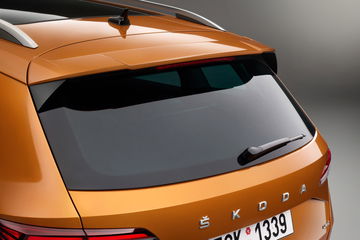 Skoda Karoq 2022 07 Exterior Trasera Naranja Aleron