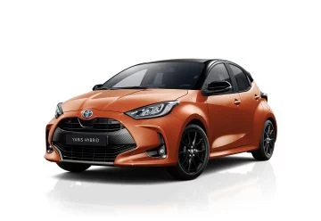 Toyota Yaris 2022 01