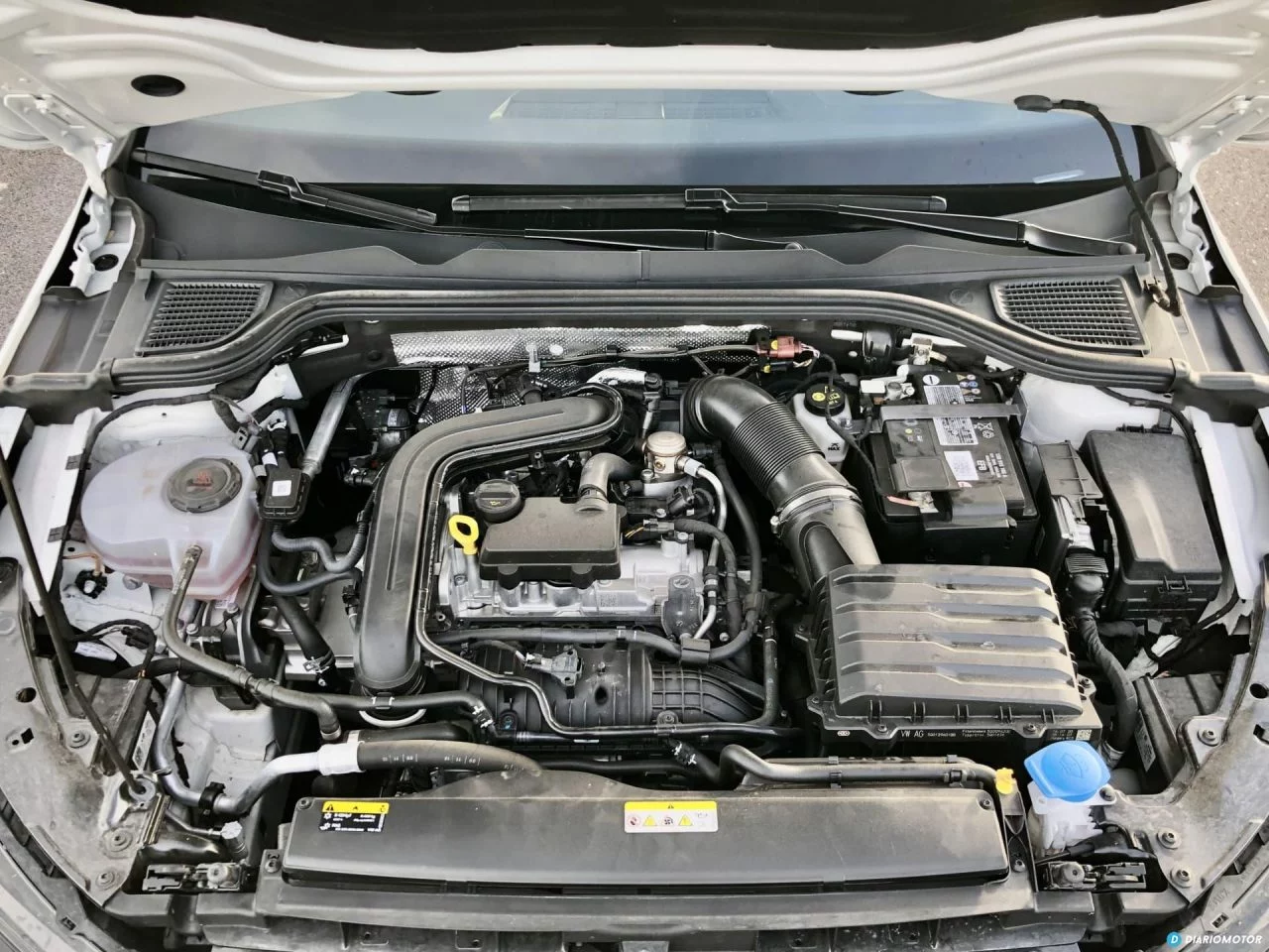 Vw Golf Mk8 Motor 01