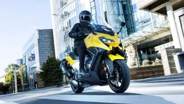 Yamaha Tmax 4