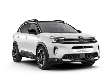 Vista frontal y lateral del Citroën C5 Aircross, destacando su diseño robusto.