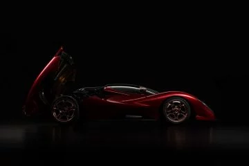 De Tomaso P72 04