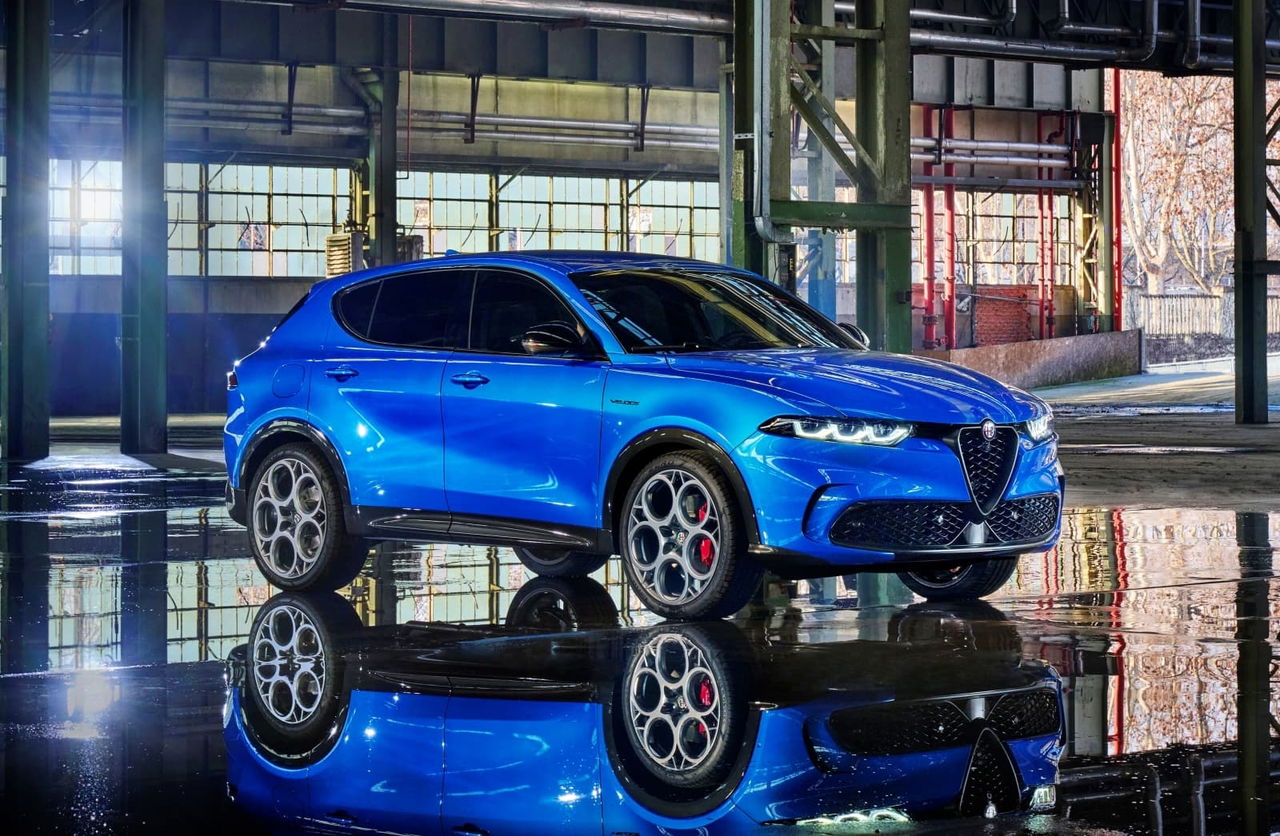 Alfa Romeo Tonale 2022 Azul 09