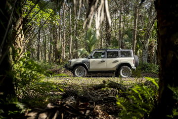 2022 Ford Bronco® Everglades™ Desert Sand