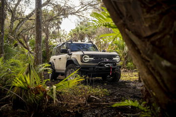 2022 Ford Bronco® Everglades™ Desert Sand