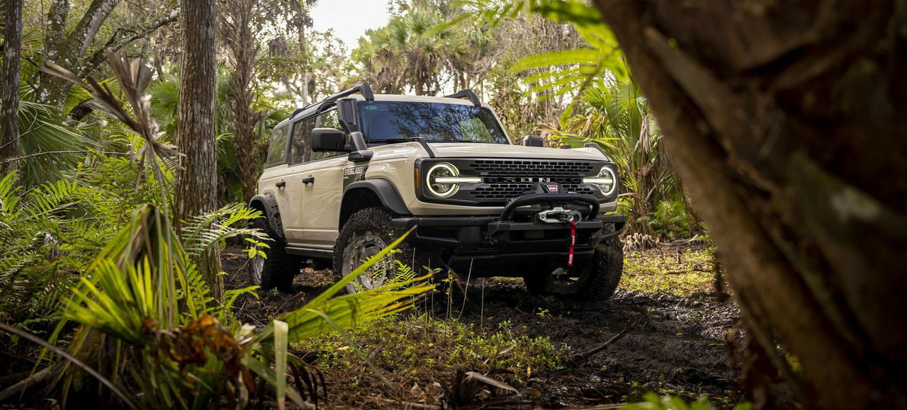 2022 Ford Bronco® Everglades™ Desert Sand