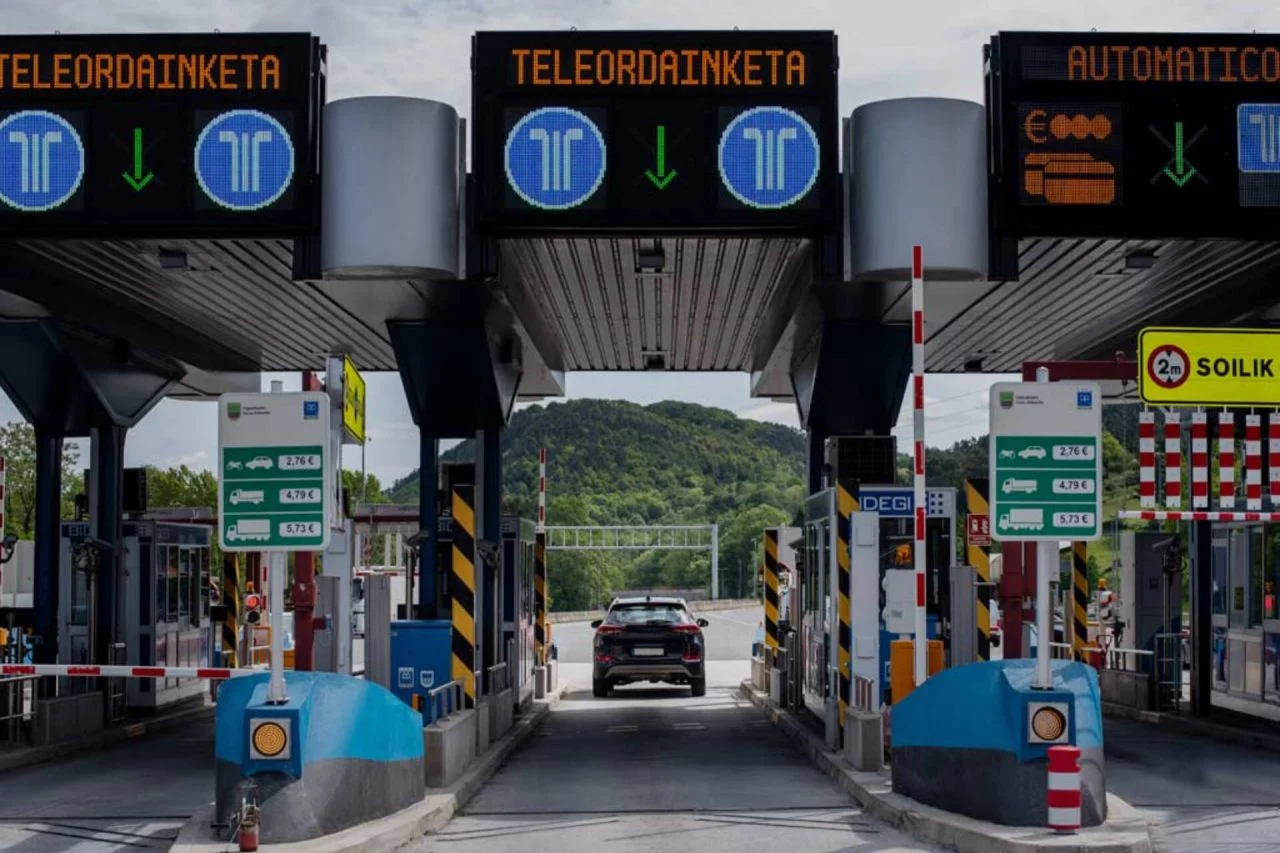 Primera Autovia Peaje Pais Vasco 03