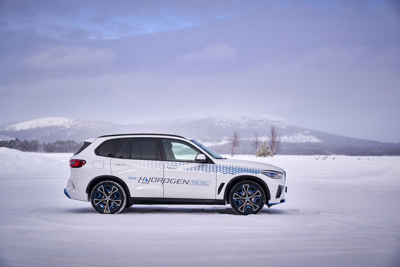 Bmw Ix5 Hydrogen In Arjeplog Feb 22