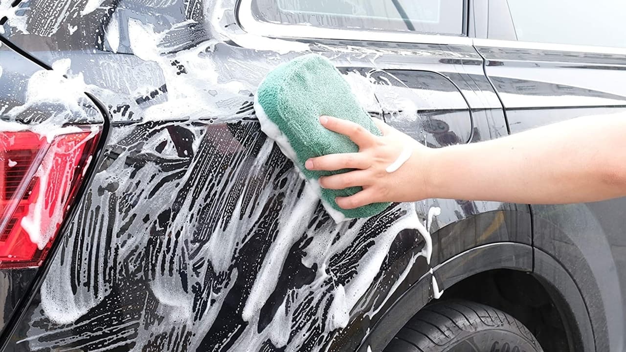 Los mejores productos para limpiar tu coche y que esté siempre
