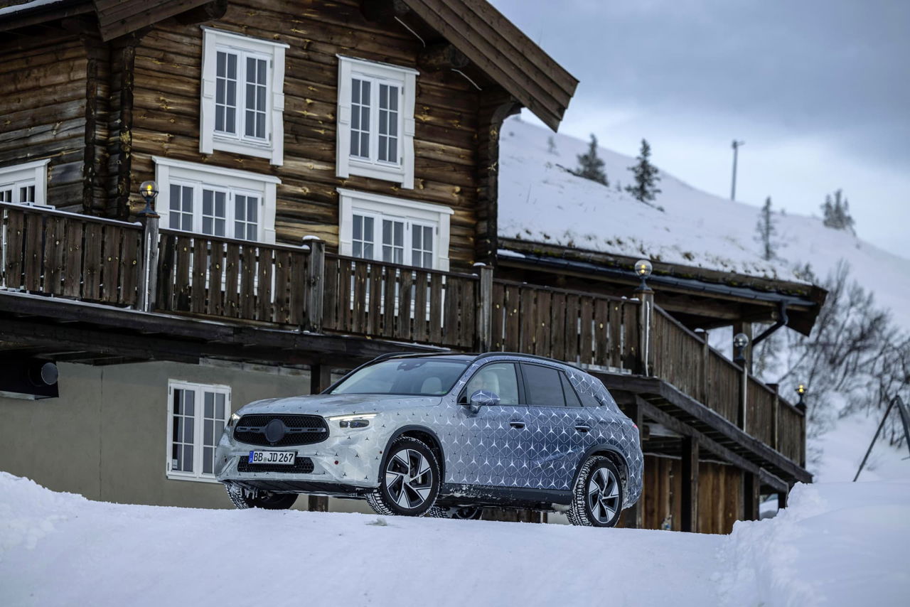 Mercedes Benz Glc Wintertesting Arjeplog (sweden)