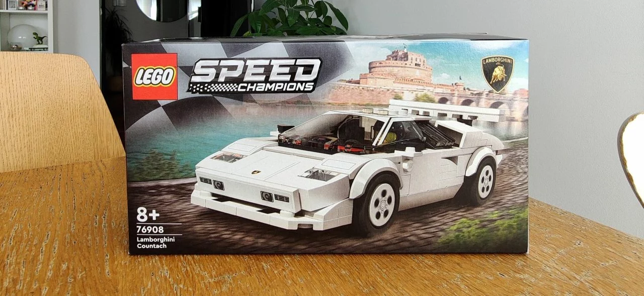 Lamborghini Countach Lego P