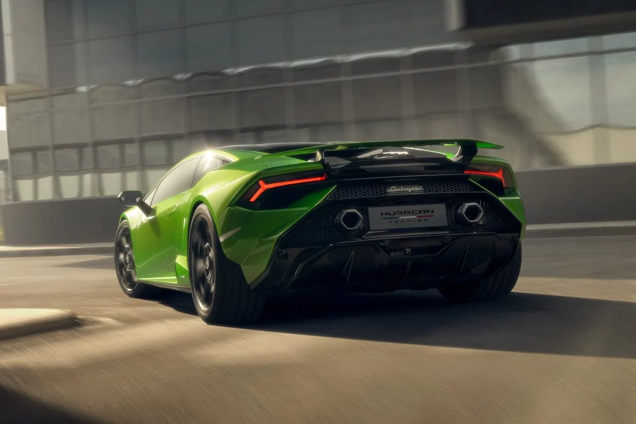 Lamborghini Huracan Tecnica 2022 47