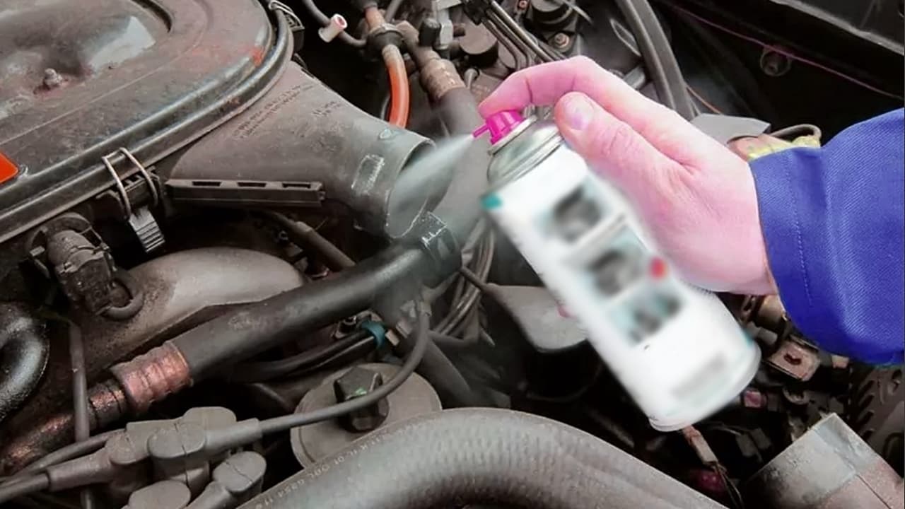 Arrancar un coche diésel con un gasolina puede matar su batería. Qué hay de  mito y qué hay de realidad