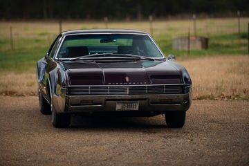 Oldsmibile Toronado Muscle Car Traccion Delantera 01