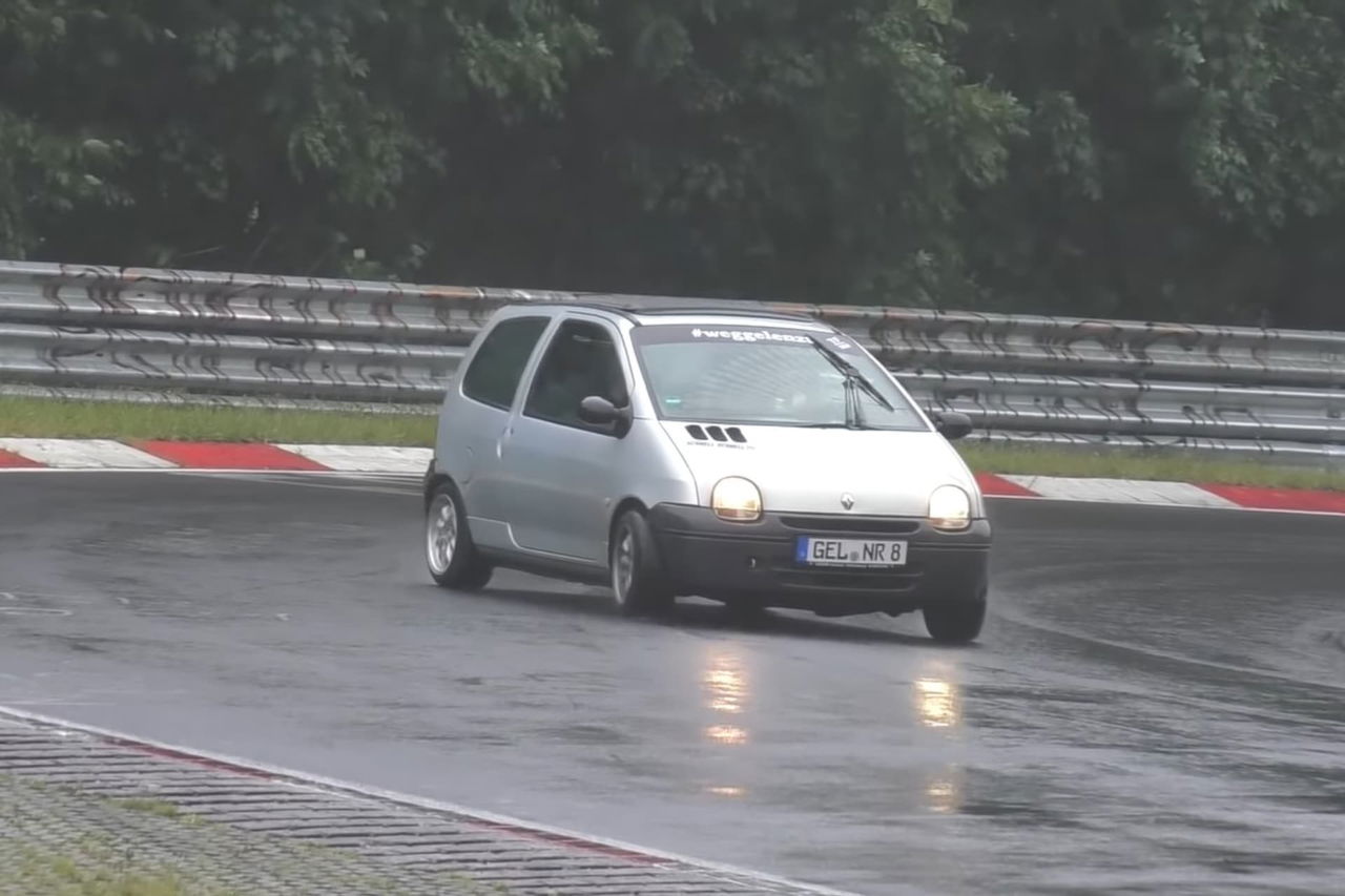 Renault Twingo Nurburgring 02