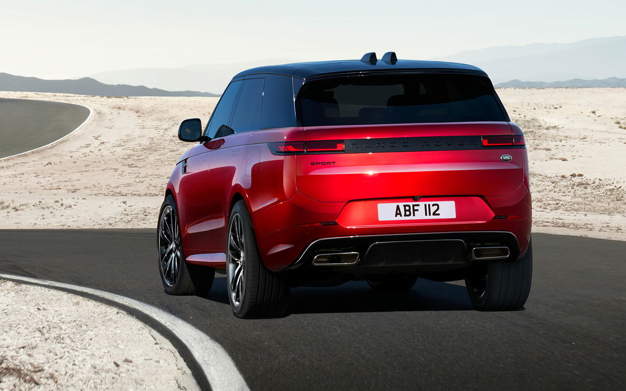 Range Rover Sport 2023 Trasera Rojo 01