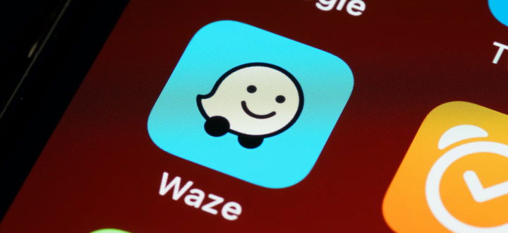 Waze Google Maps 01