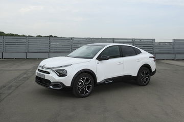 Citroen C4 X 2023 7