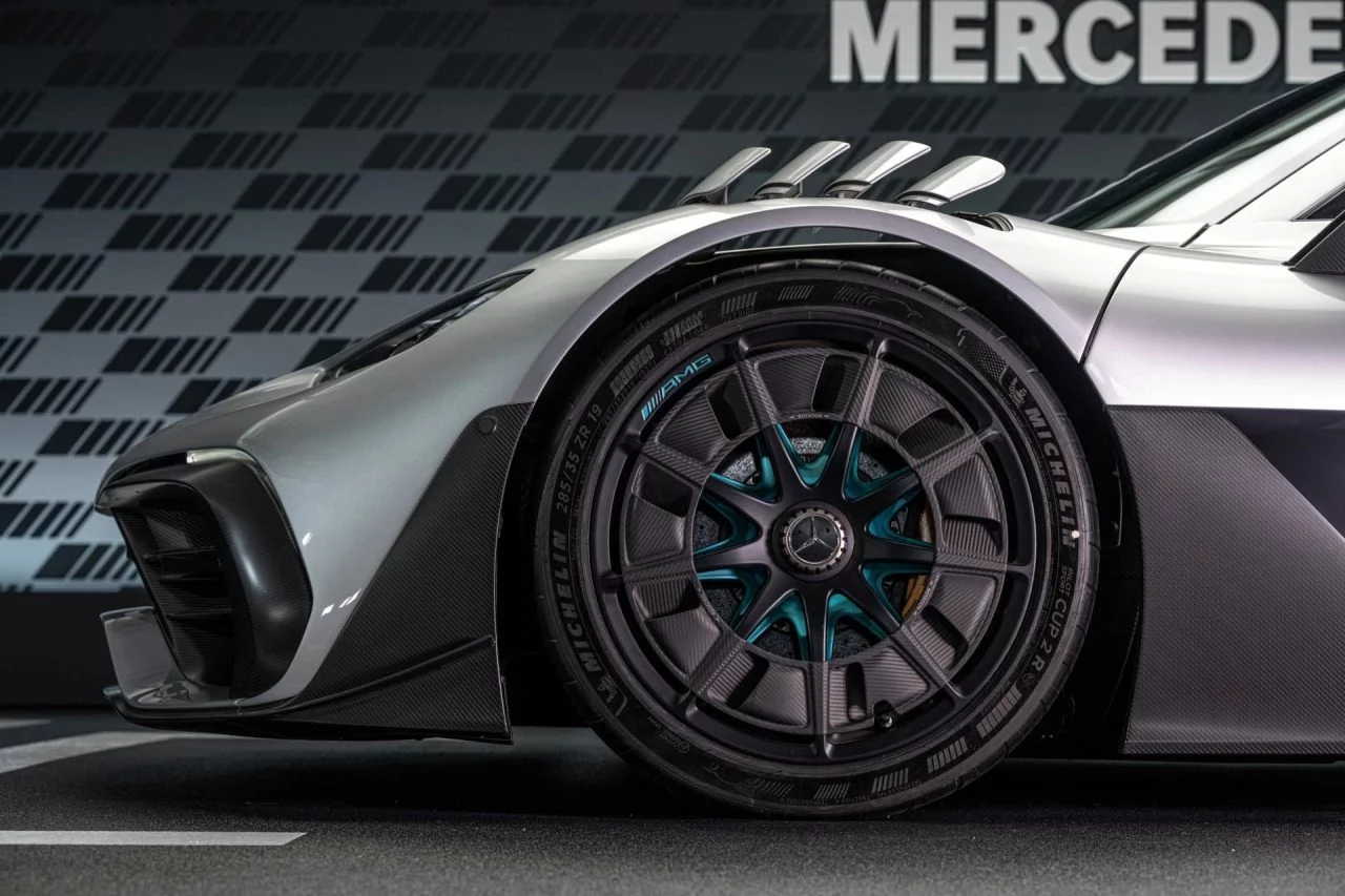 Mercedes Amg One 2023 37