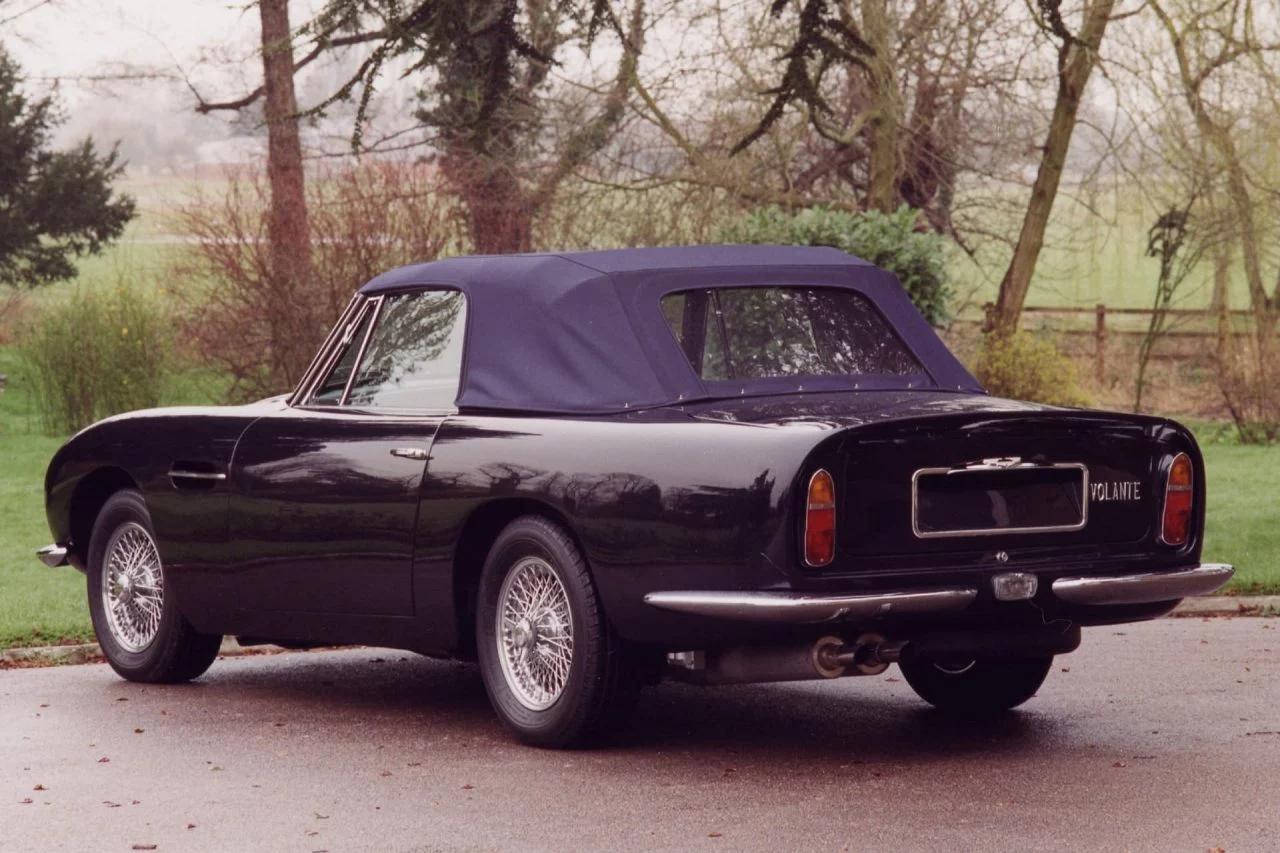 Aston Martin Db6 Volante 02