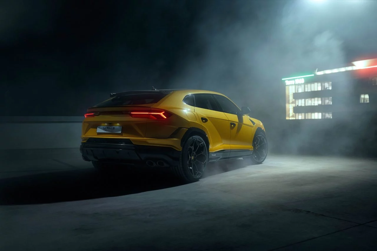 Lamborghini Urus Performante 11