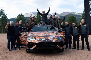 Lamborghini Urus Pikes Peak 05