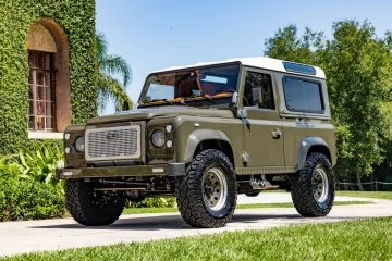 Land Rover Defender Restomod Ecd 01