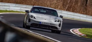 Porsche Taycan Turbo S Nurburgring Record 01