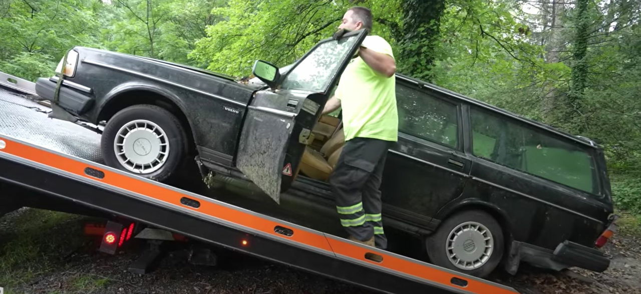 Volvo 240 Detallado