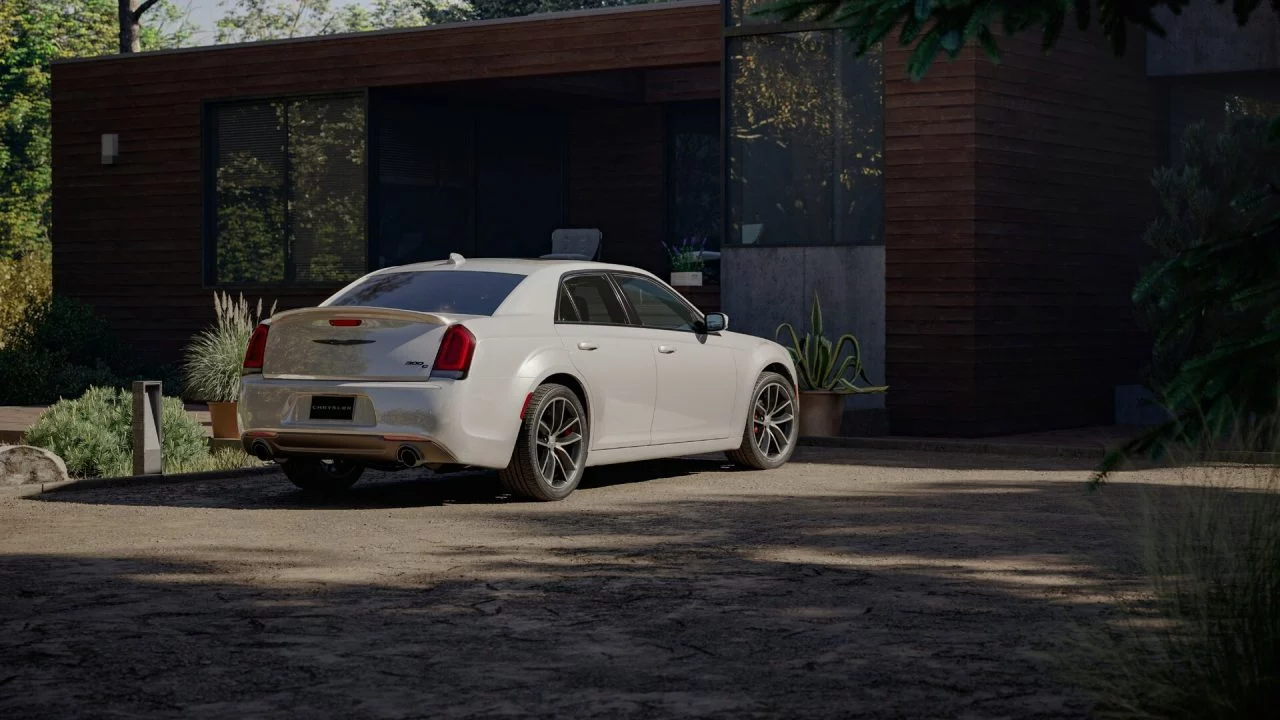 Chrysler 300c 2023 9