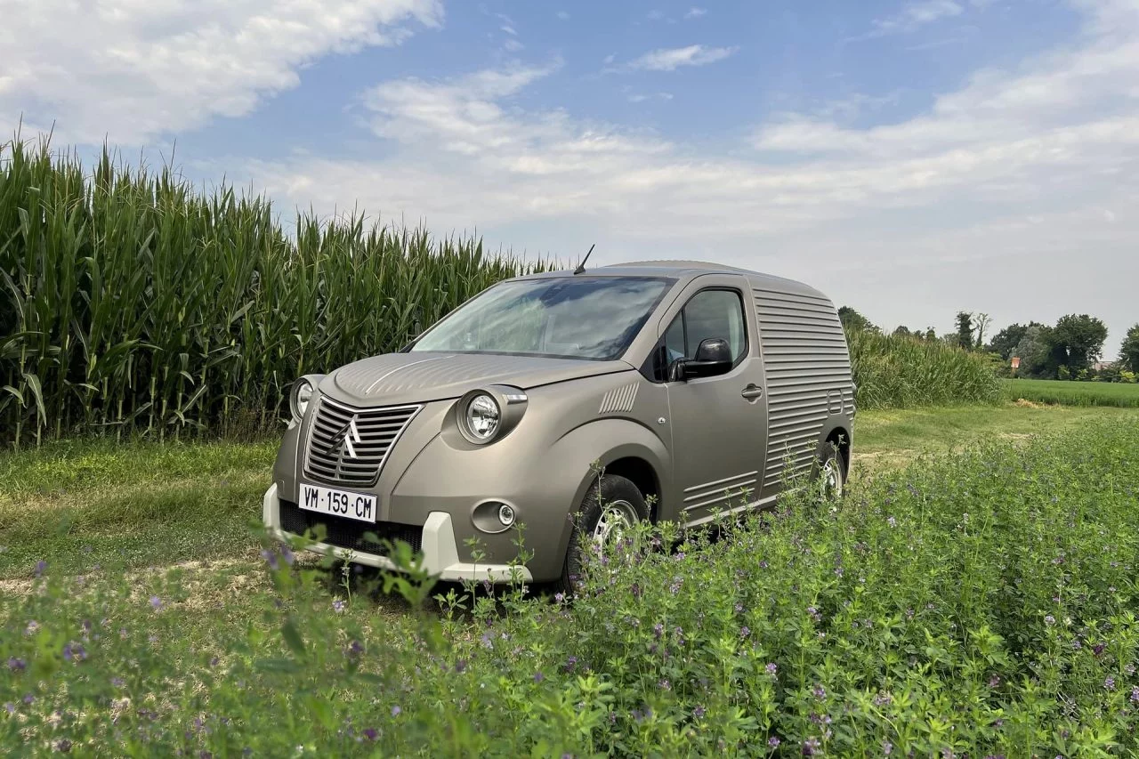 Citroen 2cv Berlingo Fourgonette Caselani 03