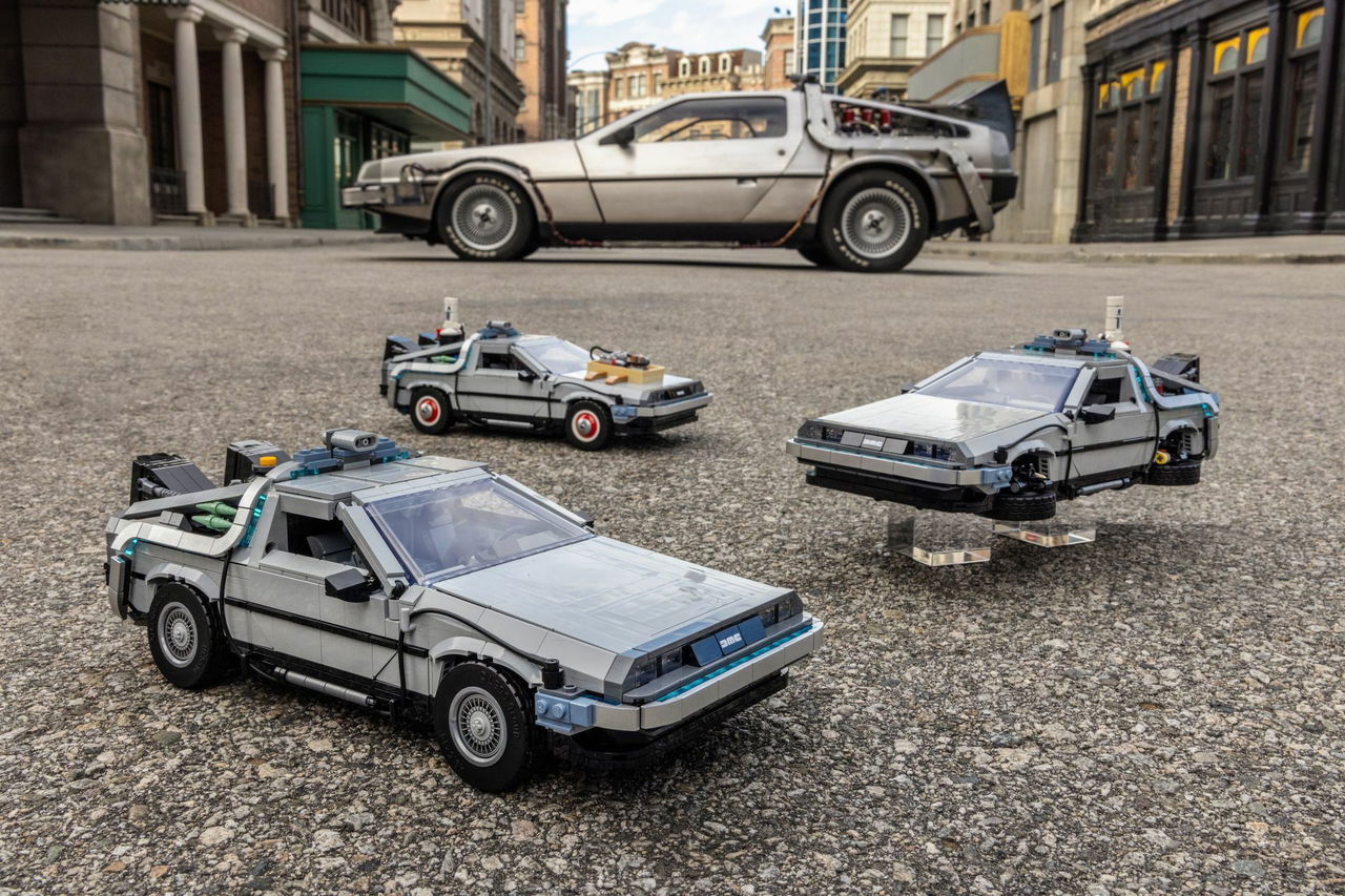 Lego Delorean 2022 23