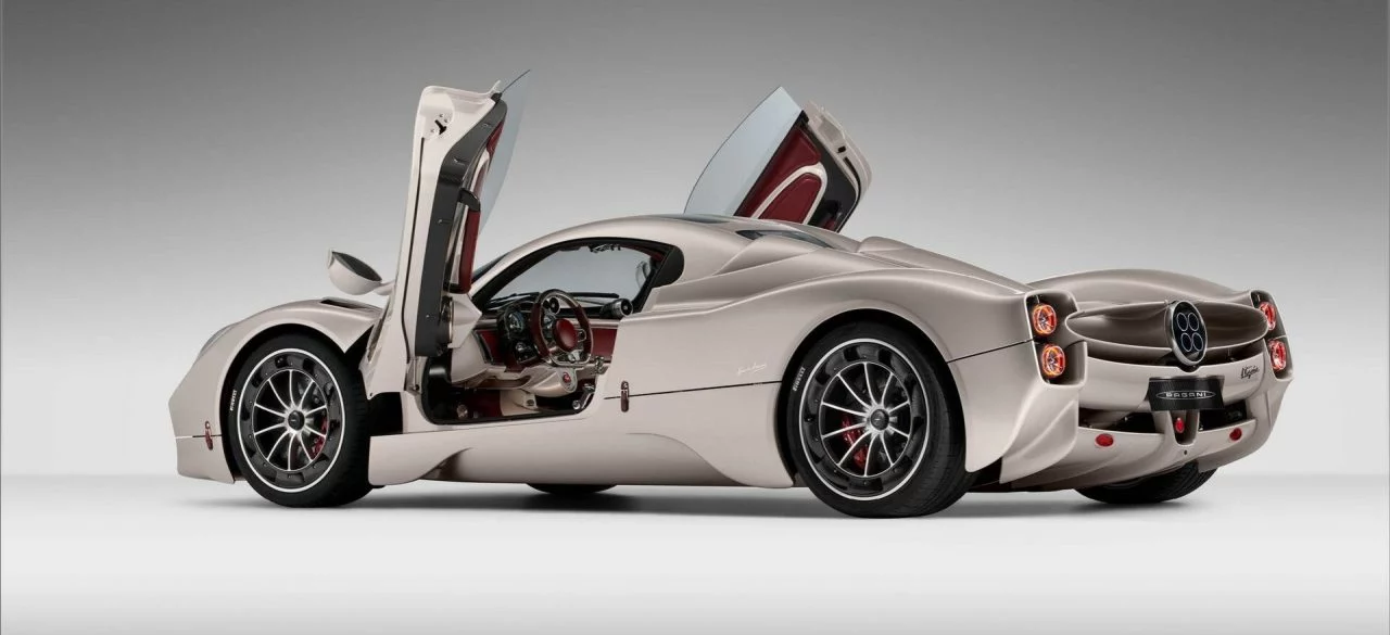 Pagani Utopia 2023 P